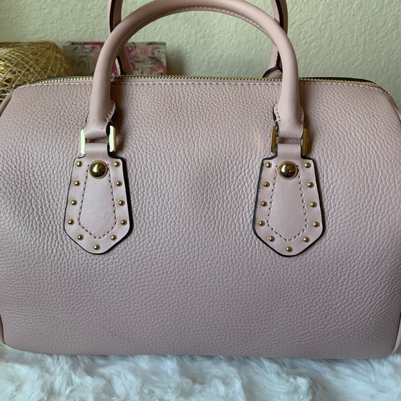 MK satchel - Picture 2 of 8